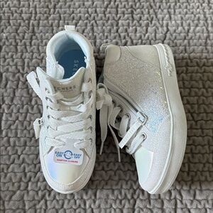 NEW ✨ Skechers Girls Sparkle High-Top Sneakers